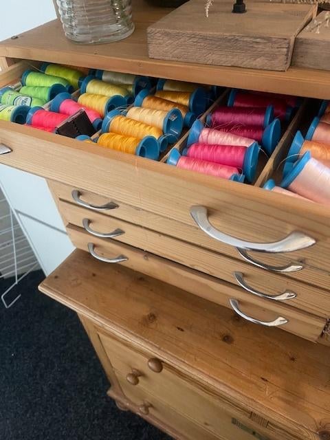 Brother V3 Limited Edition Borduurmachine, Hobby en Vrije tijd, Borduren en Borduurmachines, Ophalen, Zo goed als nieuw, Machineborduren