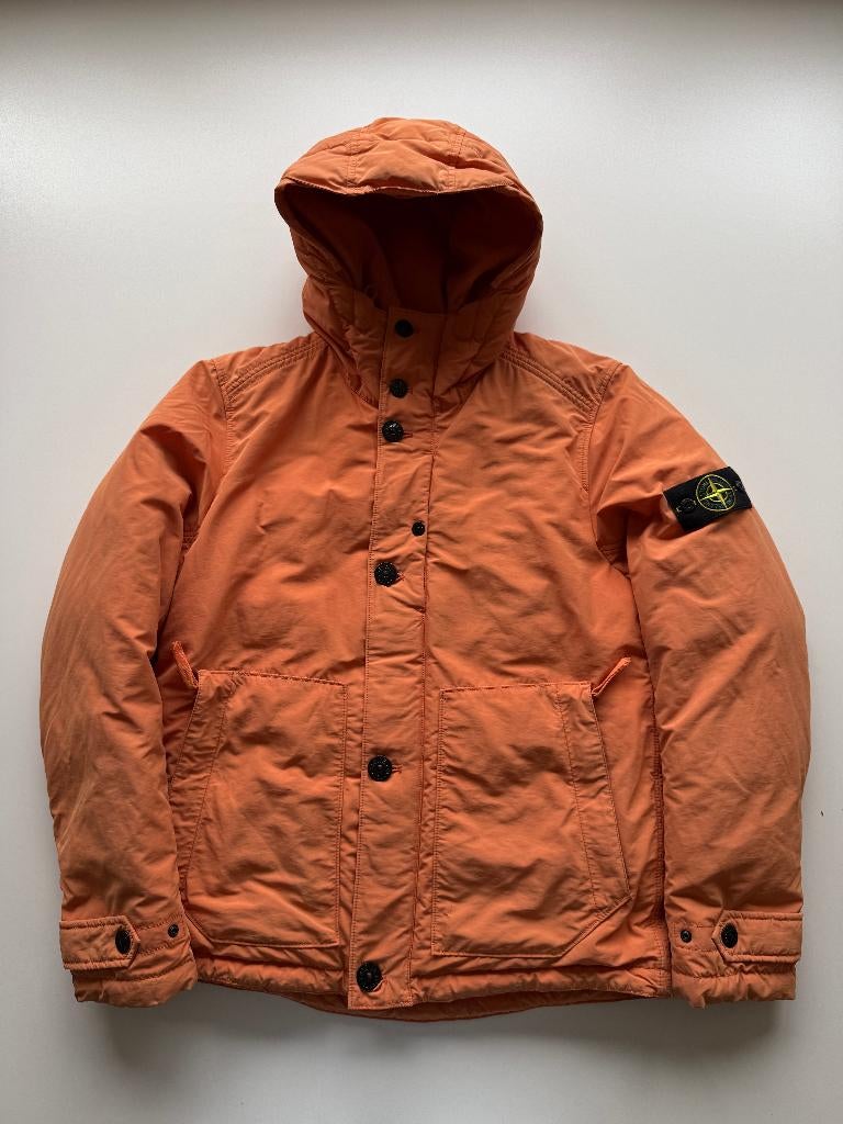 Stone Island micro reps down jas L, Kleding | Heren, Jassen | Winter, Maat 52/54 (L), Oranje, Ophalen of Verzenden, Stone Island