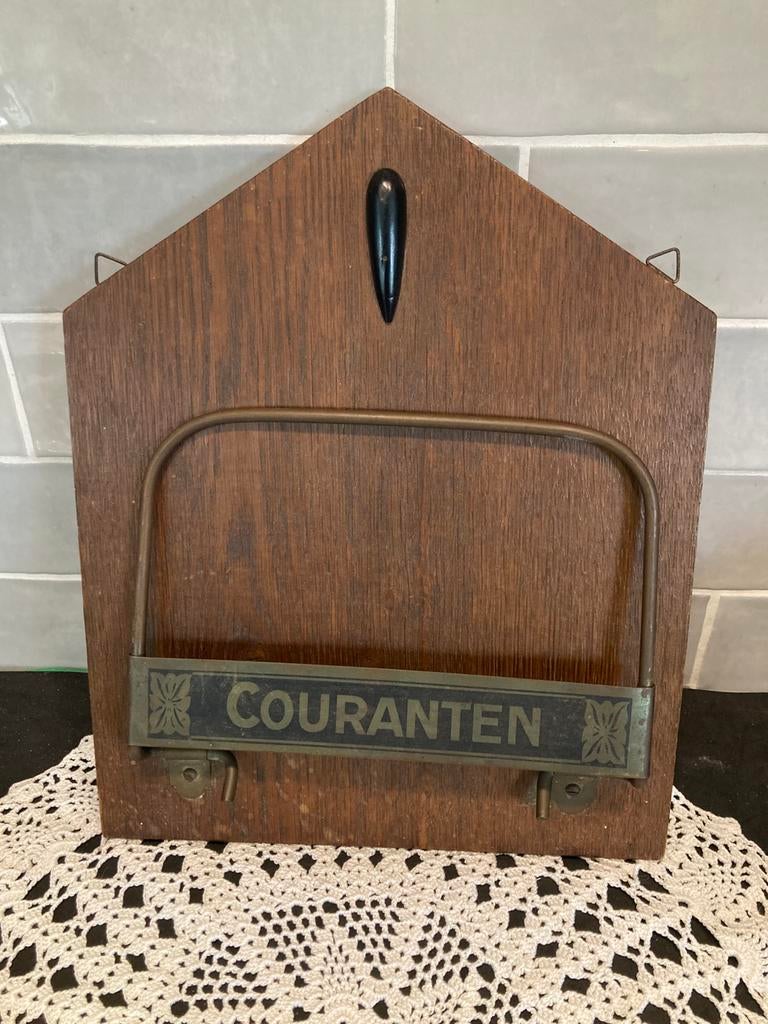 Vintage muur krantenhouder (090426), Huis en Inrichting, Woonaccessoires | Krantenbakken en Lectuurbakken, Ophalen of Verzenden