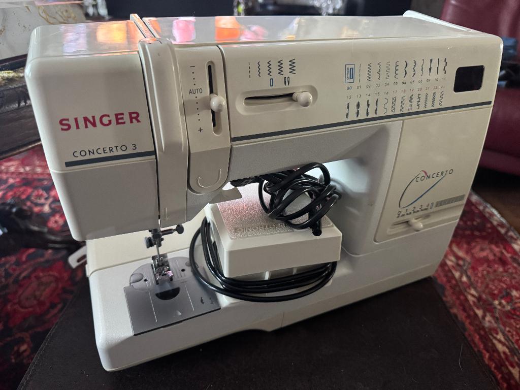 Singer Conserto 3, Ophalen of Verzenden, Gebruikt, Naaimachine, Singer