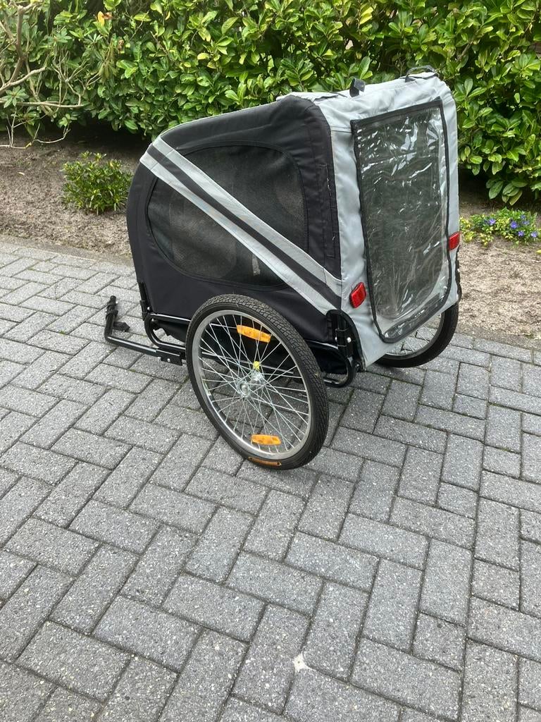 Hondenkar voor achter de fiets. Nieuwstaat., Ophalen, Zo goed als nieuw, Hondenkar