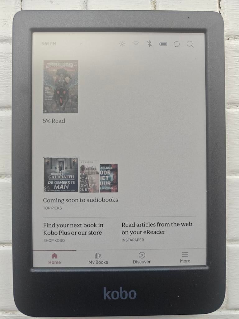 Kobo Clara Colour e-reader, Computers en Software, E-readers, Zo goed als nieuw, 6 inch of minder, 16 GB of meer, Bluetooth, Touchscreen