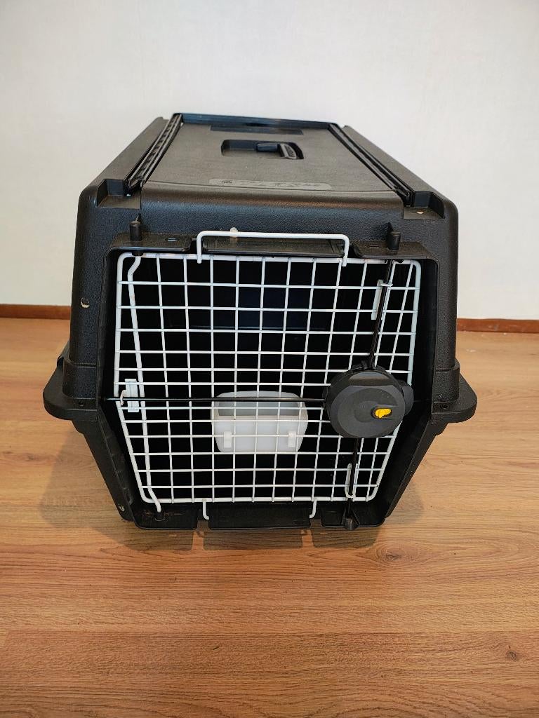 Stevige transportbox hond, Ophalen, Zo goed als nieuw