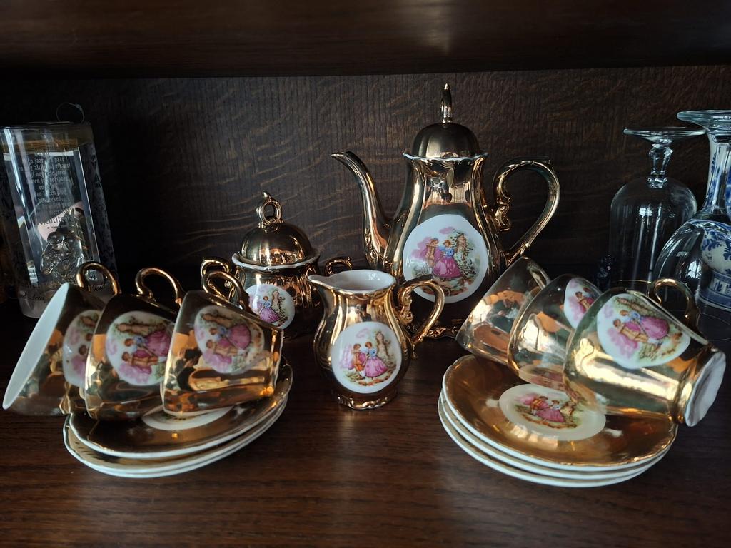 Mokka servies, Antiek en Kunst, Antiek | Servies compleet, Ophalen