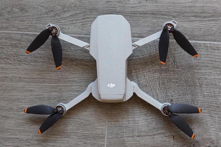 DJI Mini 4K Drone met extra's, Audio, Tv en Foto, Drones, Zo goed als nieuw, Cameradrone, Topkwaliteit, DJI, Minder dan 250 gram