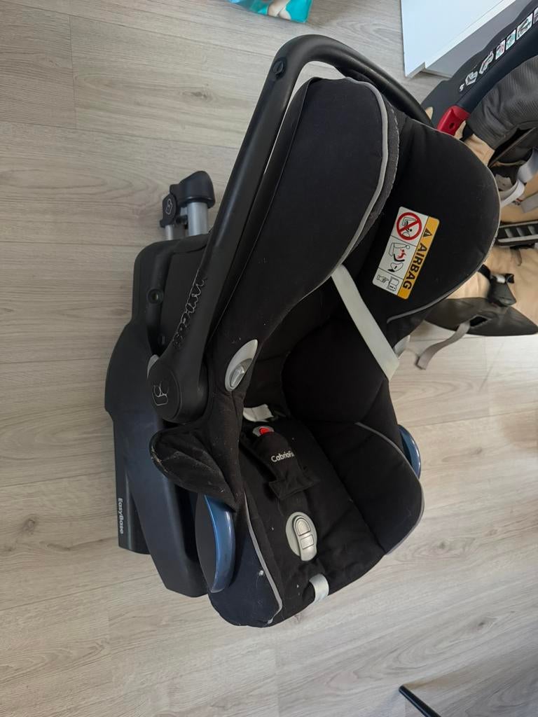 Maxi Cosi Easybase | 0 tot 12 maanden, Kinderen en Baby's, Ophalen, Autogordel, Zijbescherming, Zo goed als nieuw