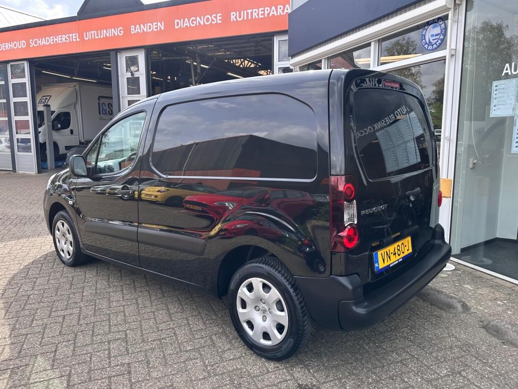 Peugeot PARTNER 120 1.6 HDI L1XR PR+. € 5.990,- incl BTW, Auto's, 680 kg, 4 cilinders, Zwart, Origineel Nederlands