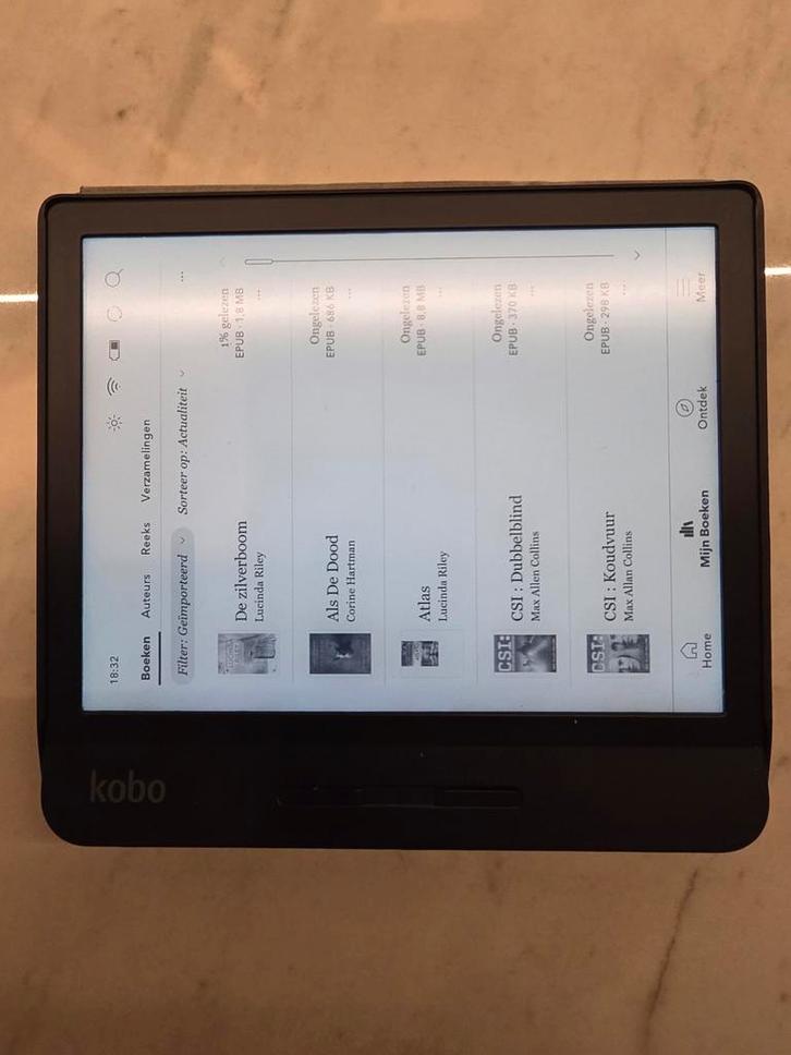 Kobo Libra H2O e-reader - Waterbestendig met hoesje, Computers en Software, E-readers, 8 GB, Touchscreen, Waterbestendig, Ophalen of Verzenden