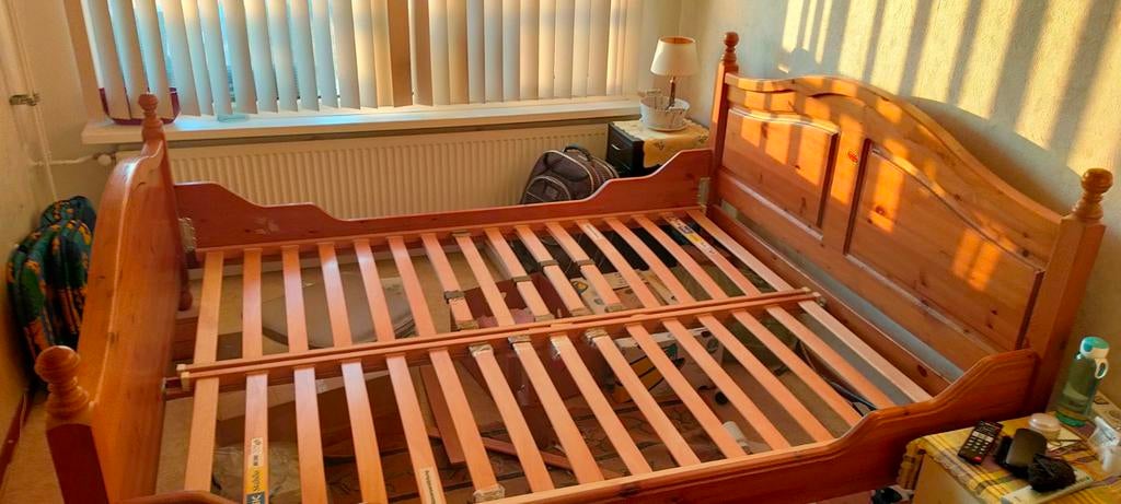 Tweepersoons bed 160x210, Huis en Inrichting, Slaapkamer | Slaapbanken, Ophalen, Gebruikt, Eenpersoons, 90 cm