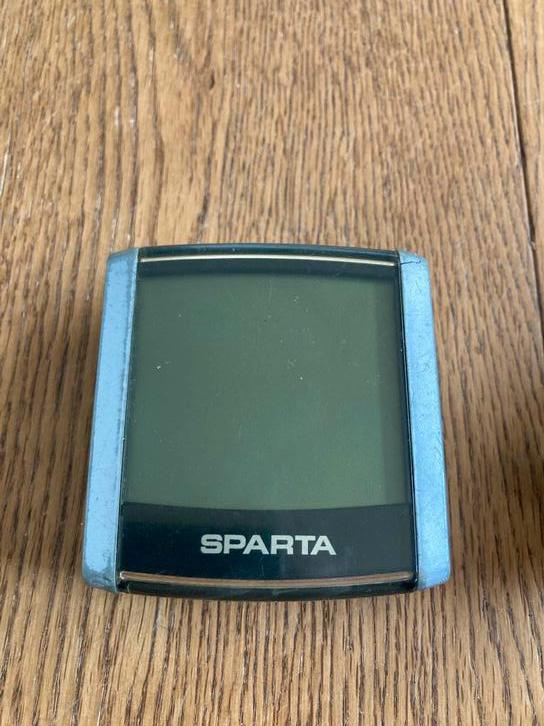 Display met houder voor Sparta, Fietsen en Brommers, Fietsaccessoires | Fietscomputers, Ophalen, Gebruikt