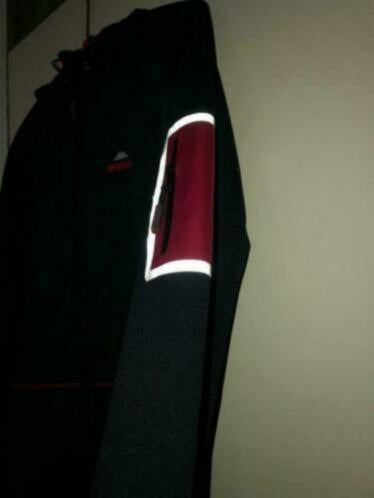 Mc Kinley Softshell Jas, Ophalen of Verzenden, Nieuw, Maat 38/40 (M), Zwart