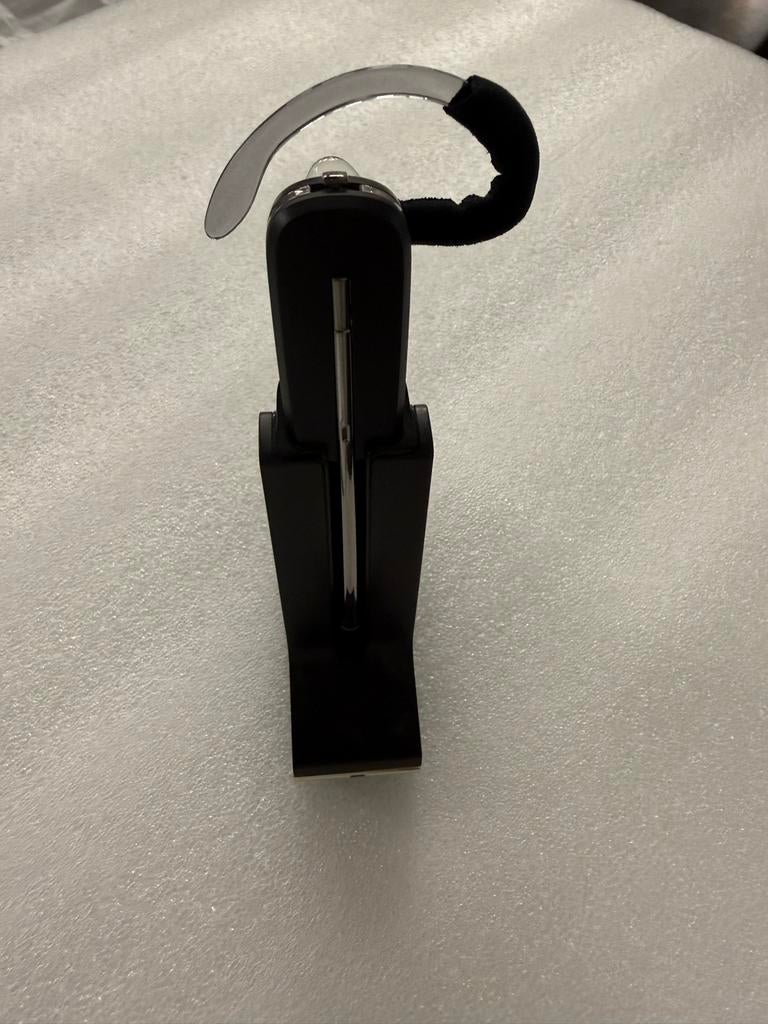 Bluetooth Headset met Oplaadstation, Opbouw, Complete carkit, Ophalen of Verzenden, Zo goed als nieuw
