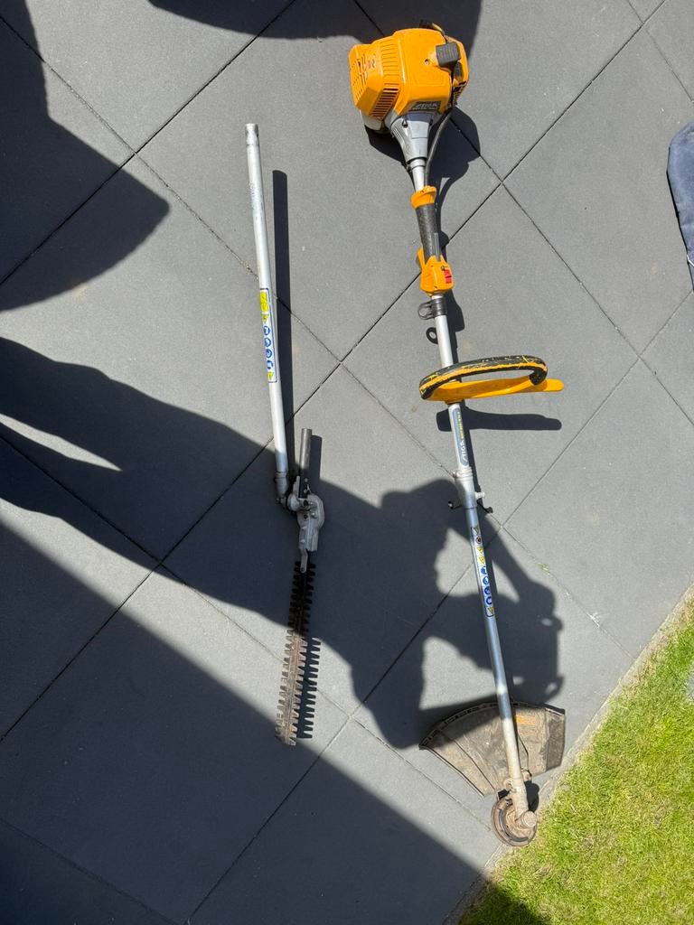 Stiga bosmaaier met heggen schaar, Ophalen, Benzine