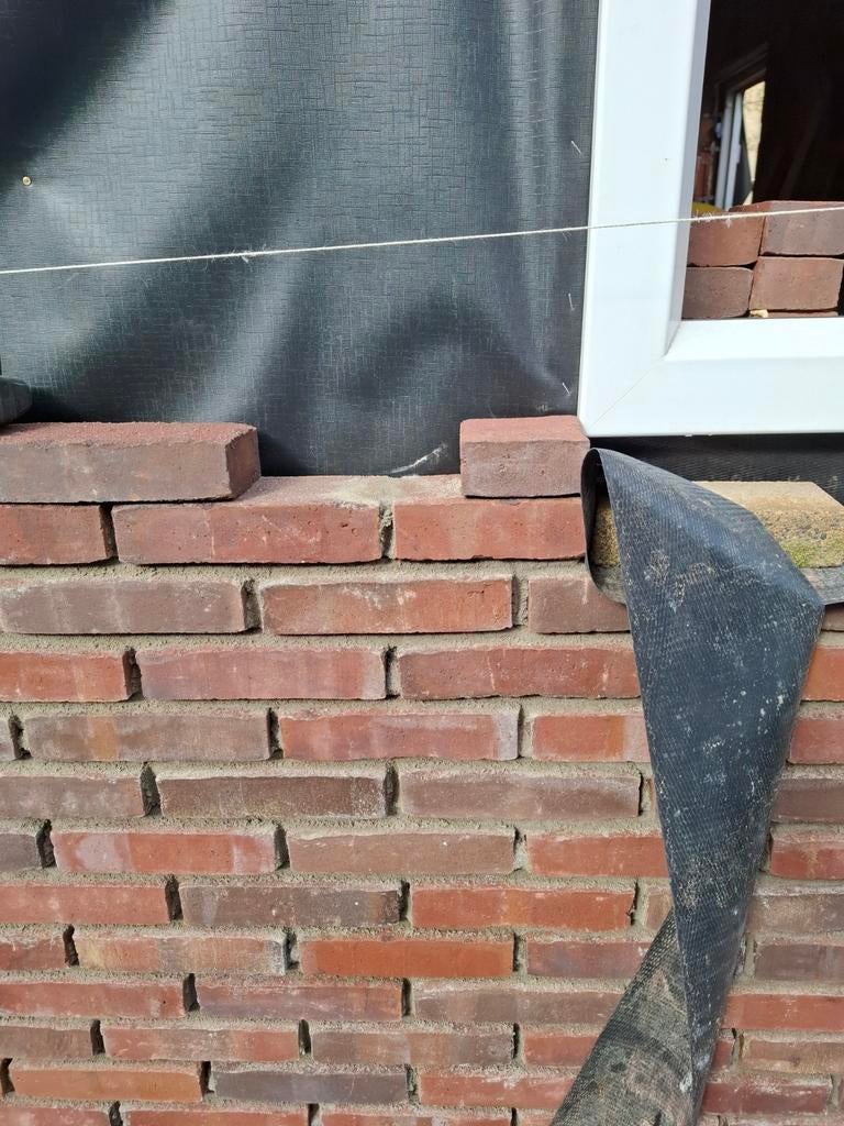 Gezocht een voeger, Doe-het-zelf en Verbouw, Metselstenen, Ophalen of Verzenden, Bakstenen