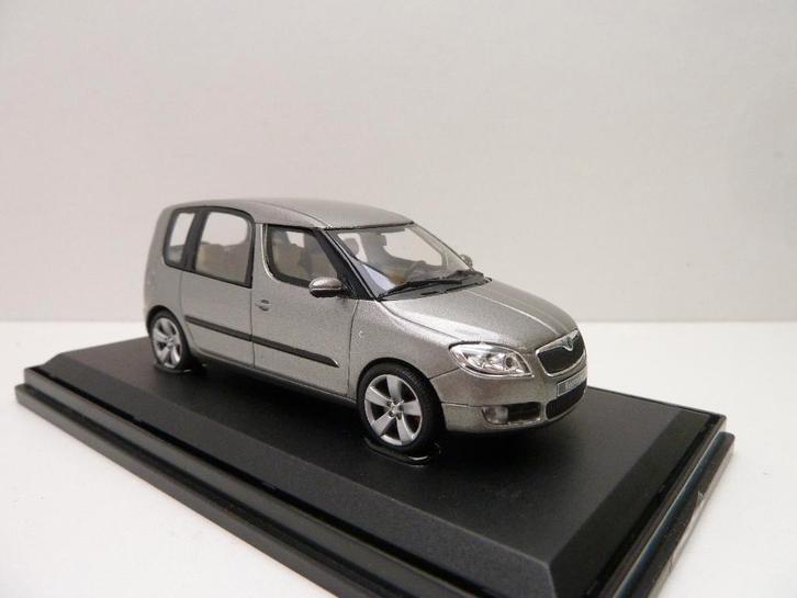 Skoda Roomster  '' Abrex '', Hobby en Vrije tijd, Modelauto's | 1:43, Zo goed als nieuw, Auto, Overige merken, Ophalen of Verzenden