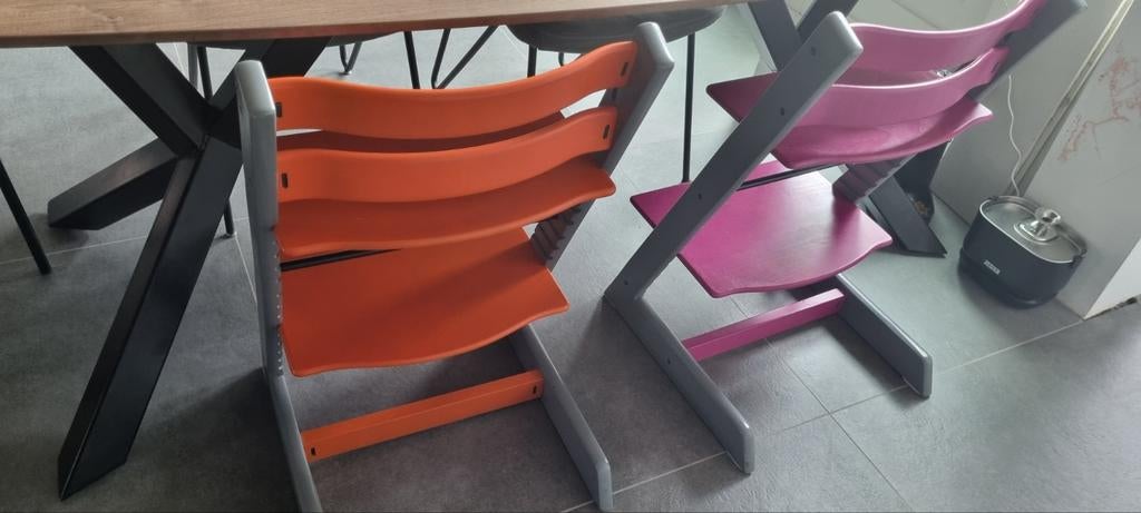 2x unieke Stokke Tripp Trapp meegroeistoelen (oranje & roze), Kinderen en Baby's, Kinderstoelen, Ophalen, Gebruikt, Meegroeistoel