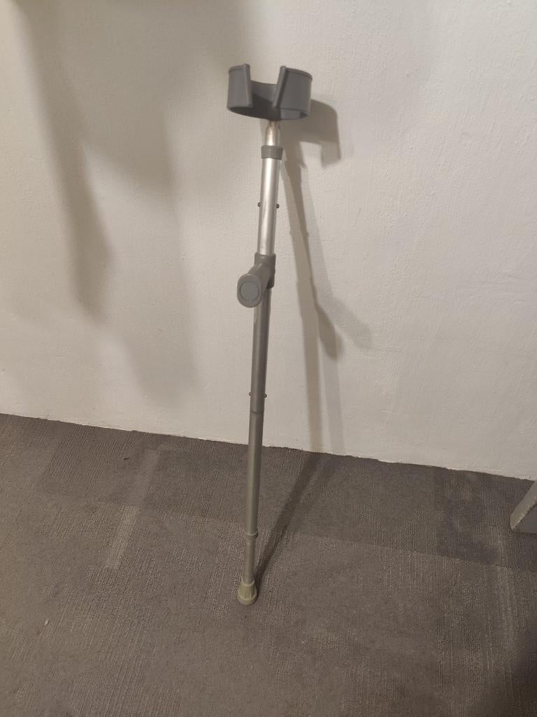 Enkele elleboogkrug, Diversen, Loopkrukken, Ophalen