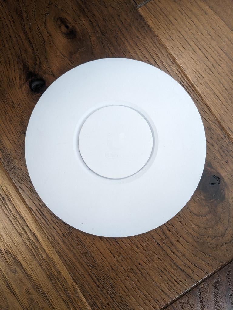ubiquiti unifi 6 lite, Ophalen of Verzenden, Zo goed als nieuw, UBIQUITI