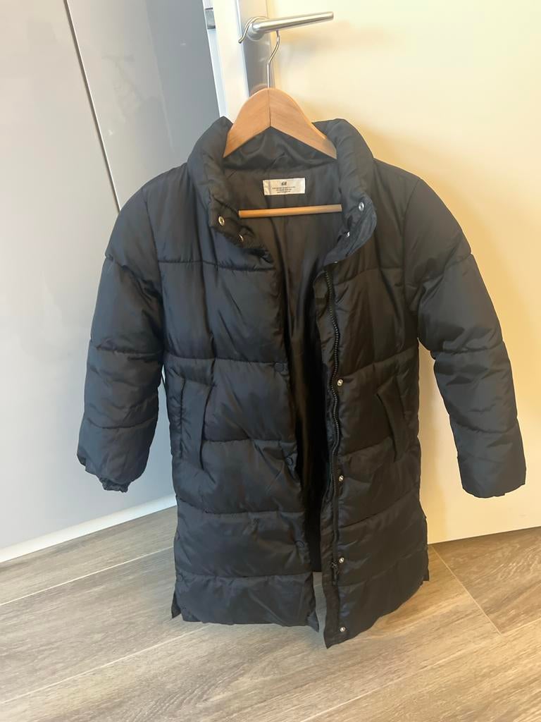 H&M Zwarte Puffer Jas Maat 134/140 (8-10 jaar), Ophalen of Verzenden, Zo goed als nieuw, Meisje, Jas