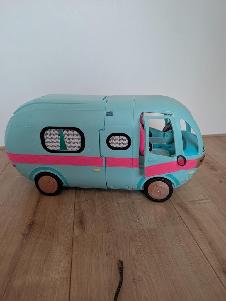 LOL l.o.l suprise, Ophalen, Overige thema's