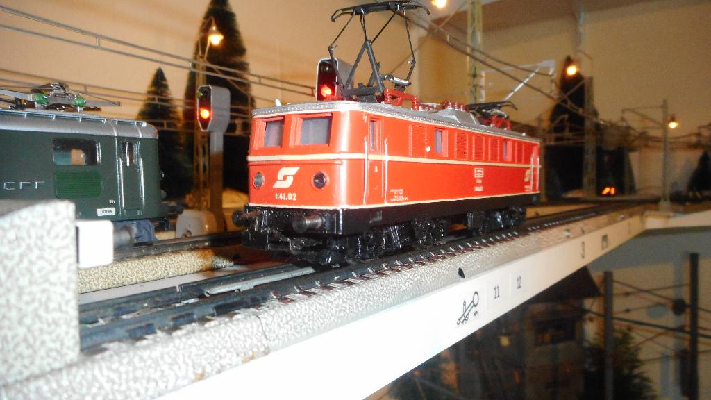 MARKLIN 3154 Oostenrijkse berg loc serie 1141 OBB in ovp, Wisselstroom, Wagon, Ophalen of Verzenden, Zo goed als nieuw