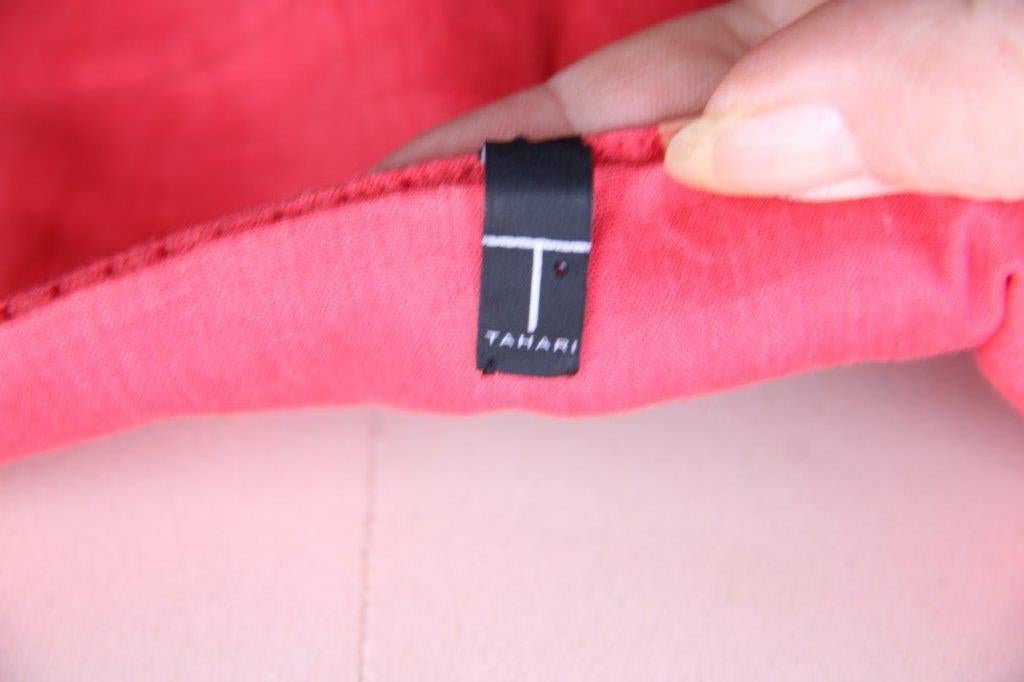 Jurk Tahari rood mt S Vaste prijs, Kleding | Dames, Tahari, Verzenden, Zo goed als nieuw, Knielengte