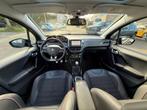 Peugeot 2008 1.2 PureTech GT-Line, Navi, Panodak, APK 07-27, Auto's, Voorwielaandrijving, Euro 6, 1199 cc, Leder en Stof