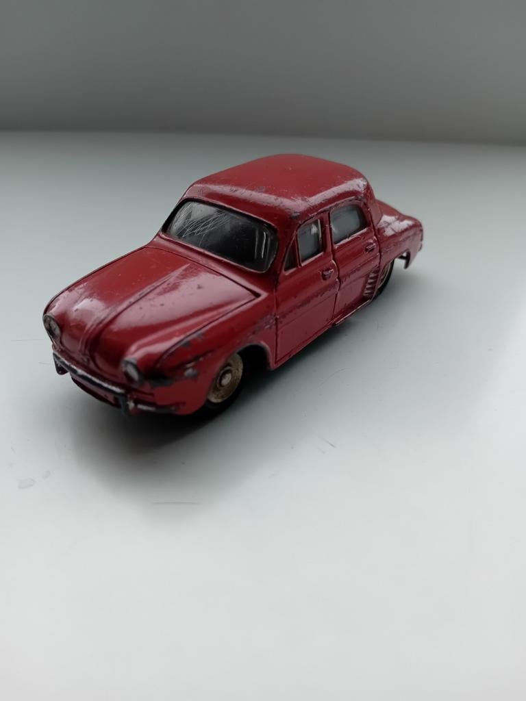 Dinky toys Renault Dauphine., Ophalen of Verzenden, Gebruikt, Auto, Dinky Toys