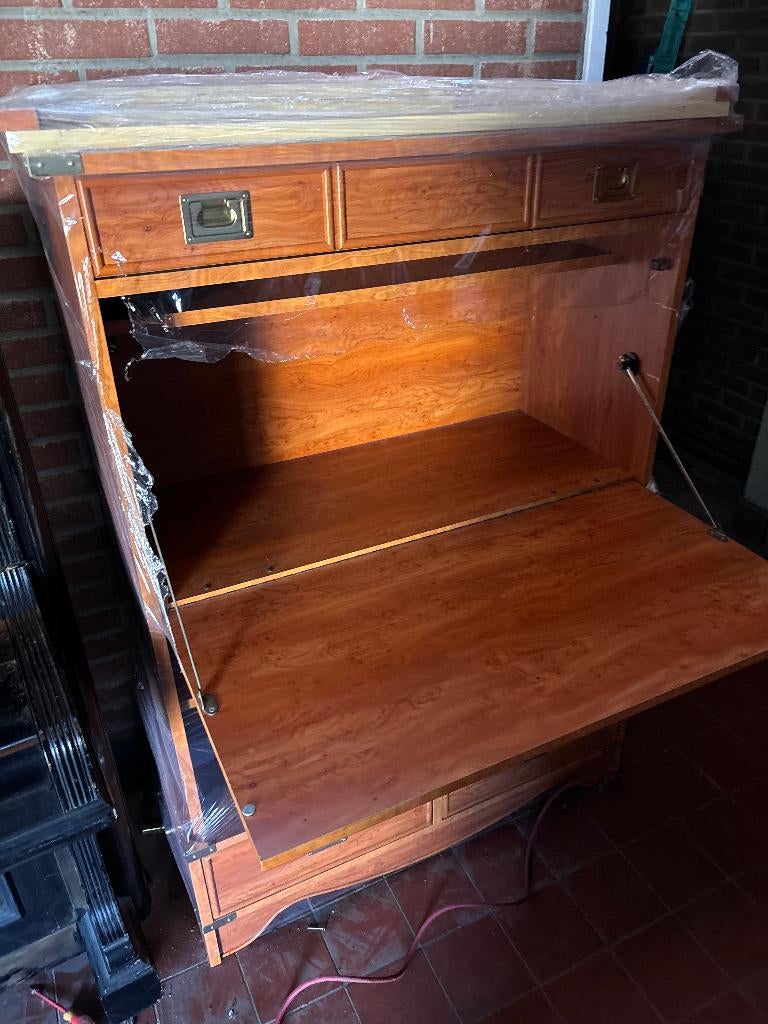 Campaign Style Opmaakkast  Messing Beslag, Ophalen, Gebruikt, Met klep(pen), 100 tot 150 cm