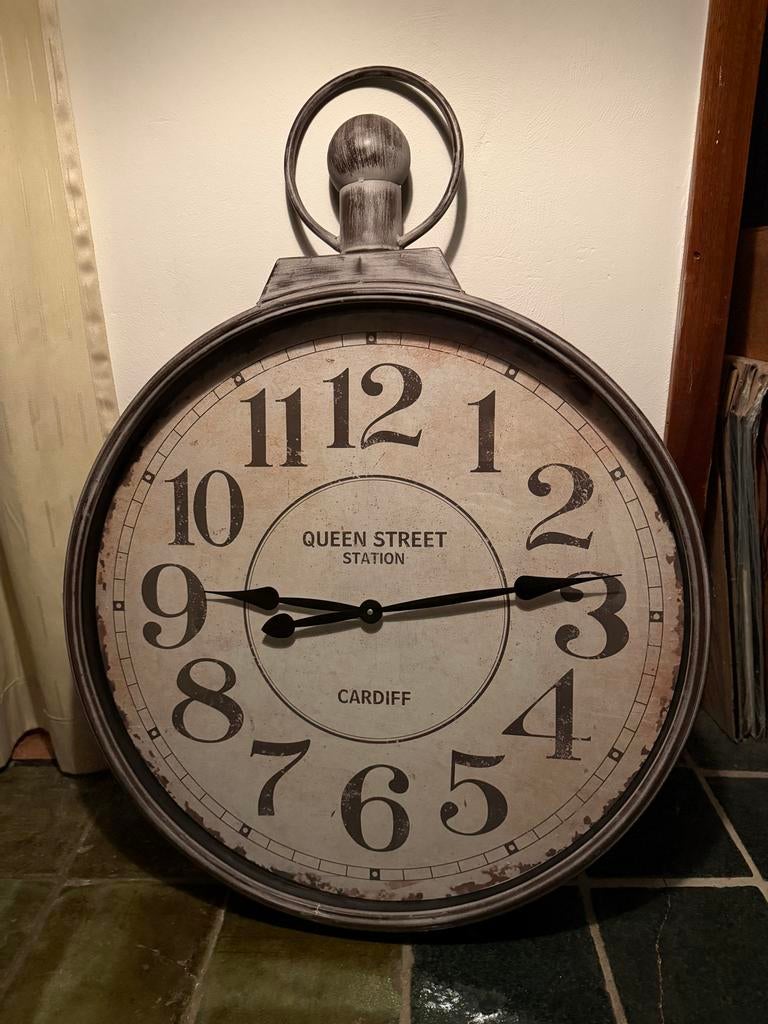 Grote wandklok “Queen Street Station” – industrieel design, Ophalen, Gebruikt, Analoog, Wandklok