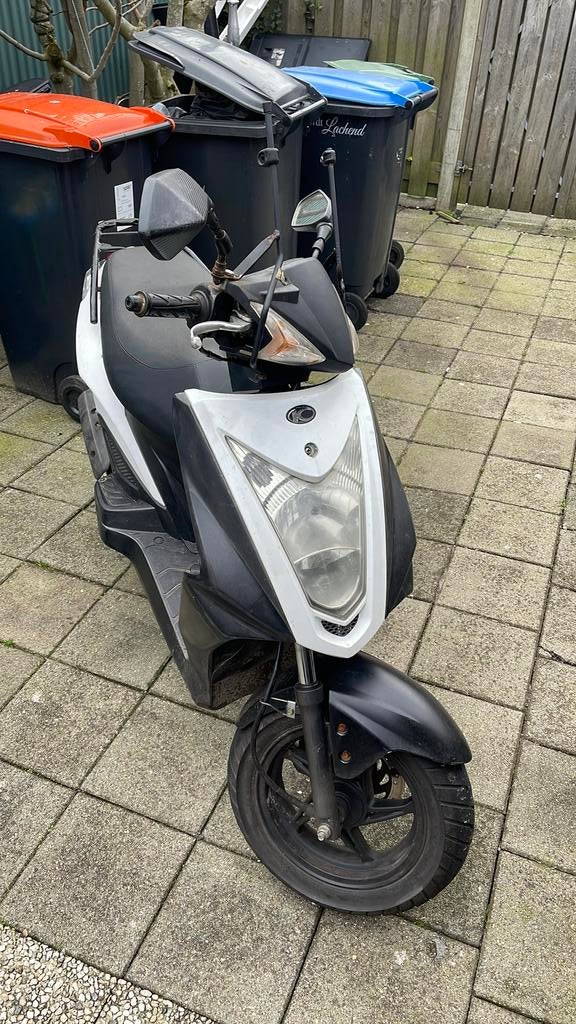 Kymco met wok, Ophalen, Gebruikt