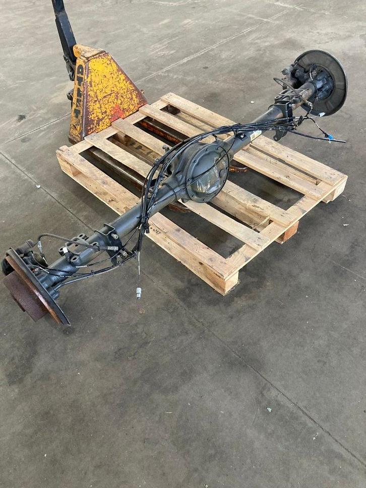 Achteras & Cardanas Mercedes Sprinter W907 11/2021, Auto-onderdelen, Ophanging en Onderstel, Mercedes-Benz, Gebruikt, Herkomst onderdeel bekend