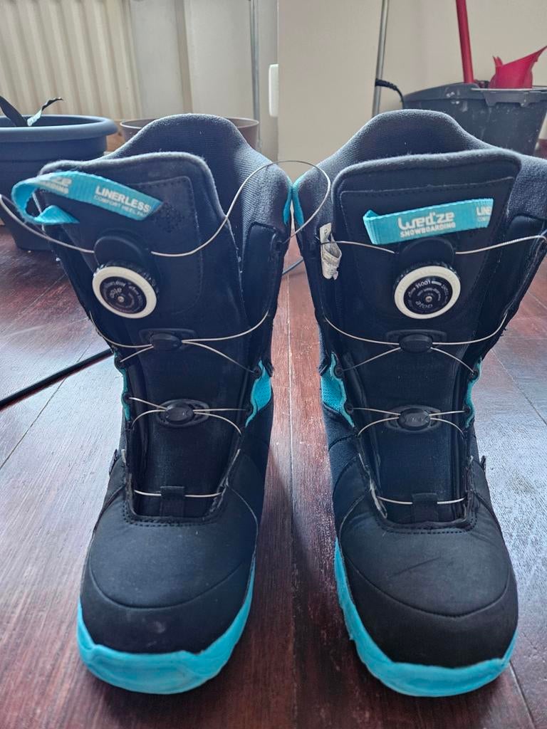 Wedze snowboardboots zwart/blauw, Sport en Fitness, Snowboarden, Ophalen of Verzenden