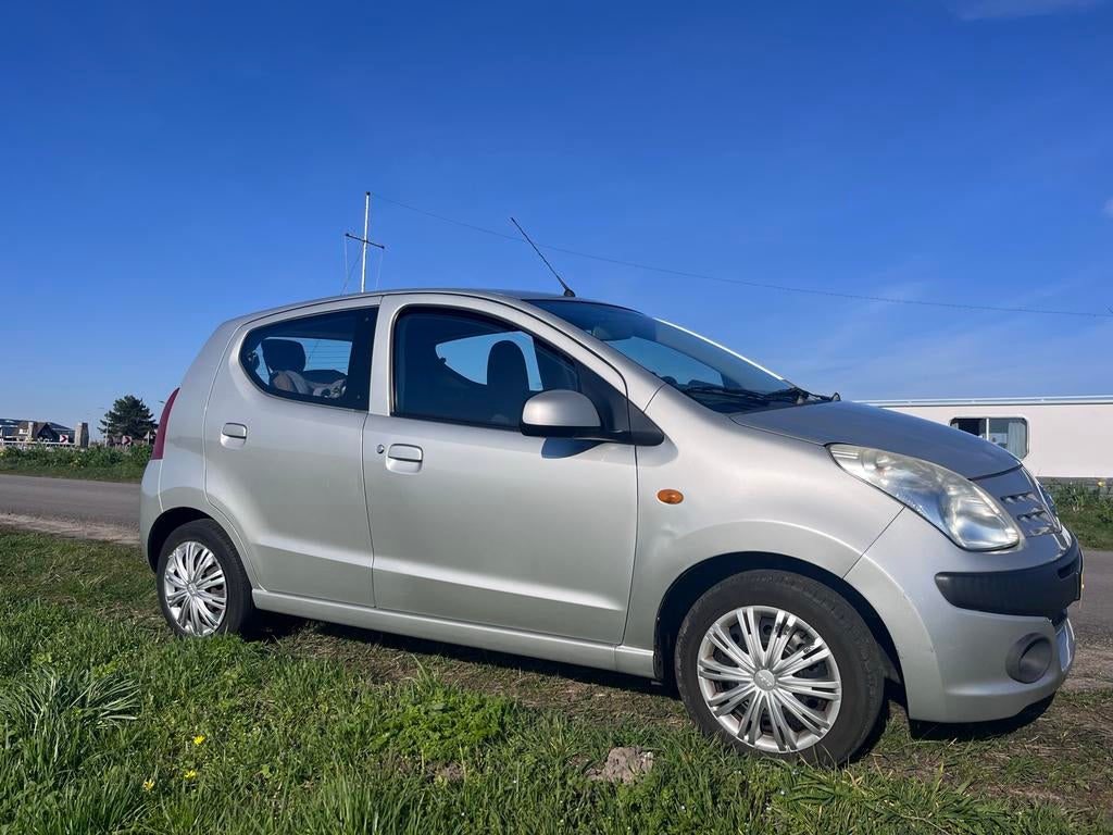 Nissan pixo, nieuwe koppeling, 200 kg, 4 stoelen, 830 kg, 23 €/maand