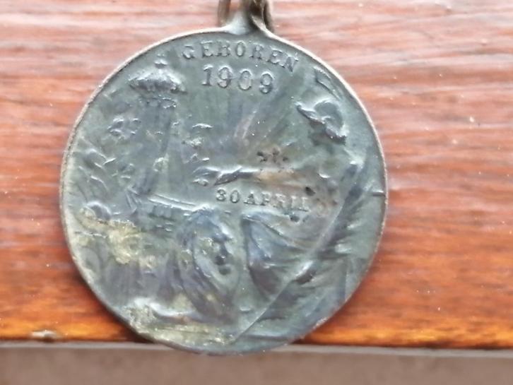 Geboortepenning van prinses Juliana,geboren 1909 op 30 april, Postzegels en Munten, Penningen en Medailles, Overige materialen