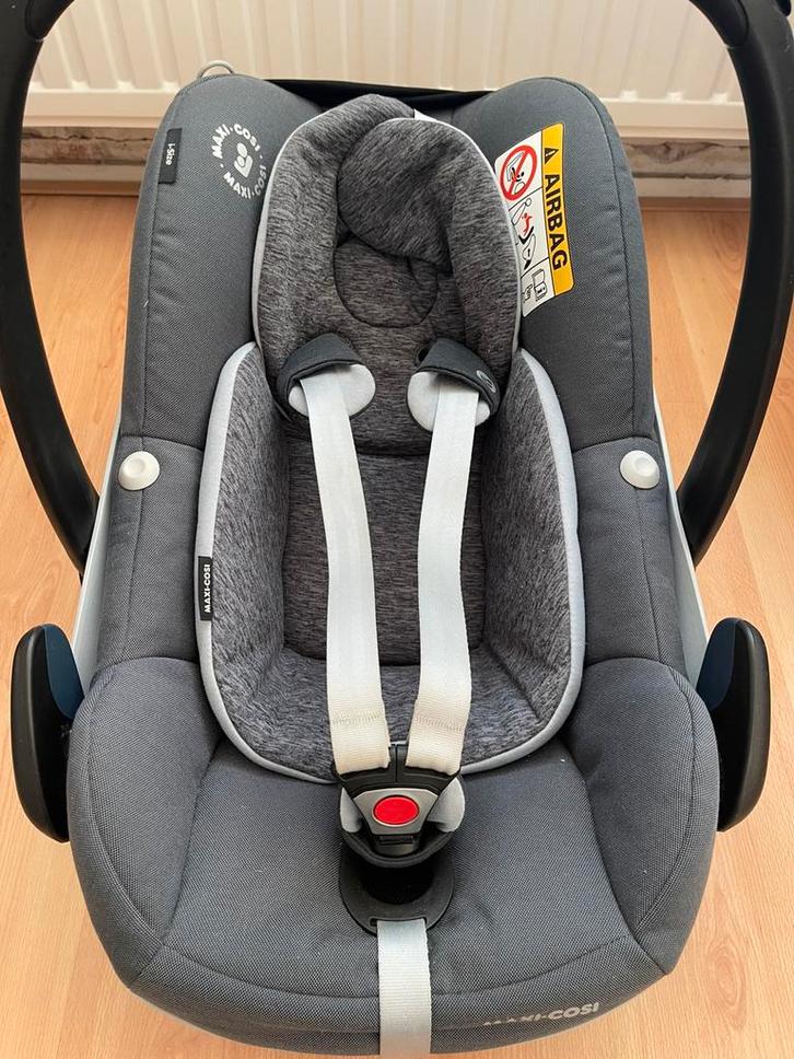 Maxicosi Pebble Pro 2, eventueel met isofix houder, Kinderen en Baby's, Autostoeltjes, Zo goed als nieuw, Maxi-Cosi, 0 t/m 13 kg