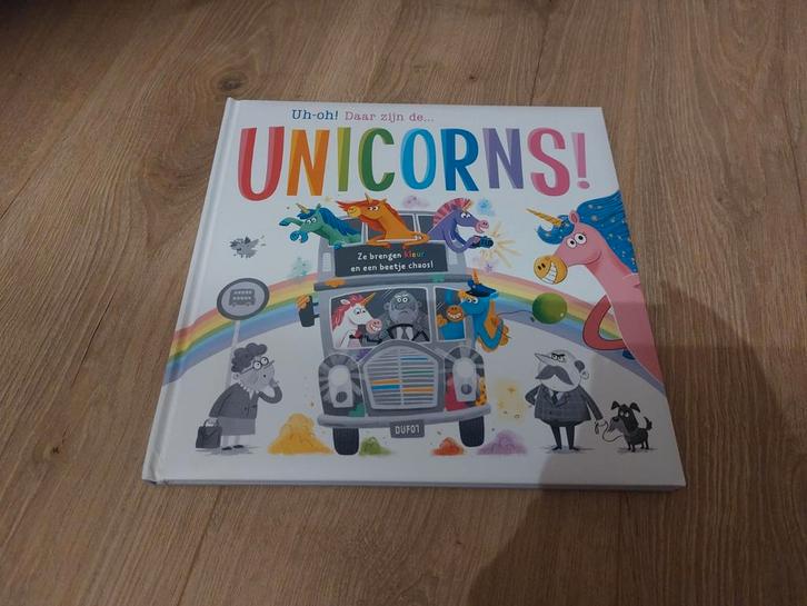 Uh-oh! Daar zijn de... unicorns! - prentenboek padded, Boeken, Prentenboeken en Plaatjesalbums, Zo goed als nieuw, Ophalen of Verzenden
