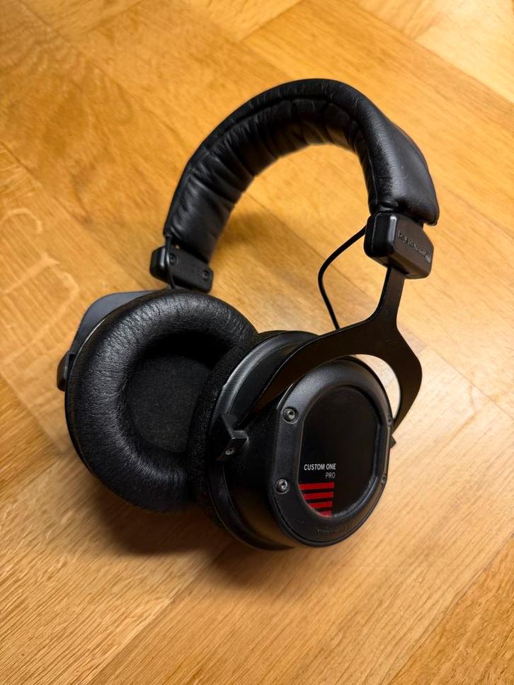 Beyerdynamic Custom One Pro, Audio, Tv en Foto, Koptelefoons, Gebruikt, Over oor (circumaural), Overige merken, Draadloos, Ophalen of Verzenden