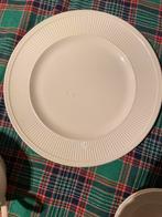 Wedgwood WINDSOR XL schaal pizzabord onderbord 2 stuks, Ophalen of Verzenden, Porselein, Wedgwood, Schaal of Schalen