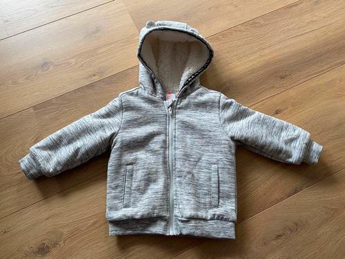 Supermooi nieuw vest HEMA grijs gevoerd maat 92 jas warm, Kinderen en Baby's, Kinderkleding | Maat 92, Nieuw, Jongen, Jas, Ophalen of Verzenden