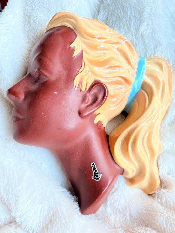 Cortendorf Wandhoofd Blond Haar - Goede Staat, Huis en Inrichting, Woonaccessoires | Wanddecoraties, Zo goed als nieuw, Ophalen of Verzenden