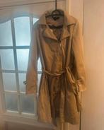 Nieuw - Beige Trenchcoat van The Outerwear - Maat M, Ophalen of Verzenden, Zo goed als nieuw, Maat 38/40 (M), Beige