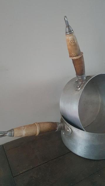 Leuke set zinken pannen  *brocante*vintage*sleets beschikbaar voor biedingen