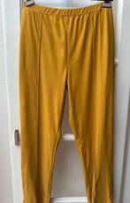 Plusbasics broek maat 54 travelstof okergeel zgan, Kleding | Dames, Grote Maten, Ophalen of Verzenden, Zo goed als nieuw, Geel