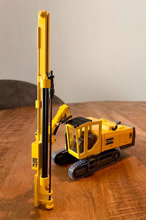 Joal Atlas Copco ROC F7 boorinstallatie, Hobby en Vrije tijd, Modelauto's | 1:50, Zo goed als nieuw, Overige typen, Overige merken