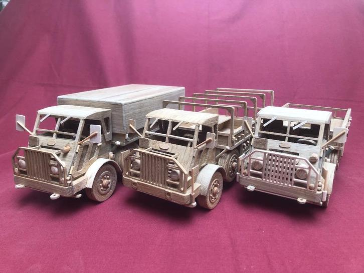 DAF YA 328 Artillerietrekker 3 verschillende uitvoeringen, Verzamelen, Militaria | Algemeen, Landmacht, Miniatuur of Beeldje, Nederland