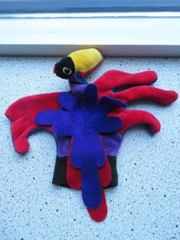 Handpop merk Beleduc toekan gekleurde vogel poppenkastpop beschikbaar voor biedingen