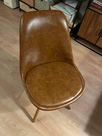 Eames Replica Kuipstoel - Bruin beschikbaar voor biedingen