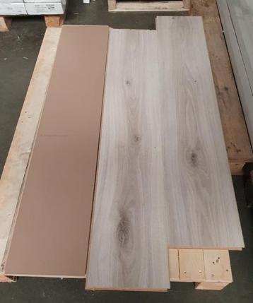 17 m2 nieuwe laminaat Lifestyle-Interior 4101 (Gloom OAK) beschikbaar voor biedingen