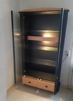 Mooie moderne vitrine kast, Ophalen, Glas, Met deur(en)